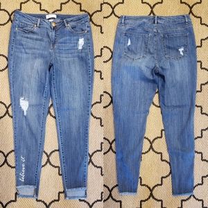 EUC Lane Bryant Mid-Rise Skinny Jeans